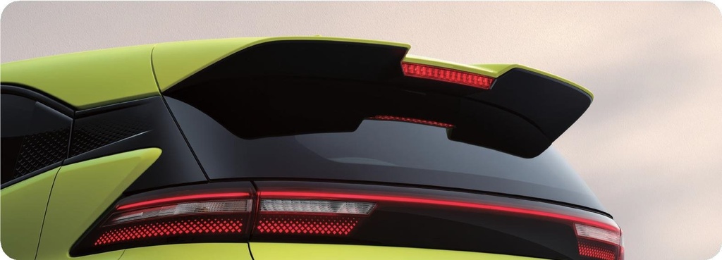 Sporty rear spoiler