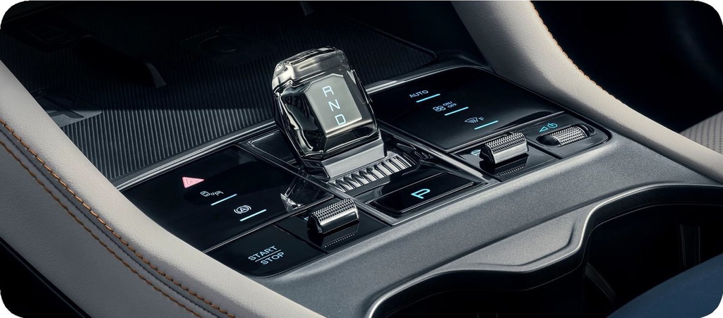 Premium centre console